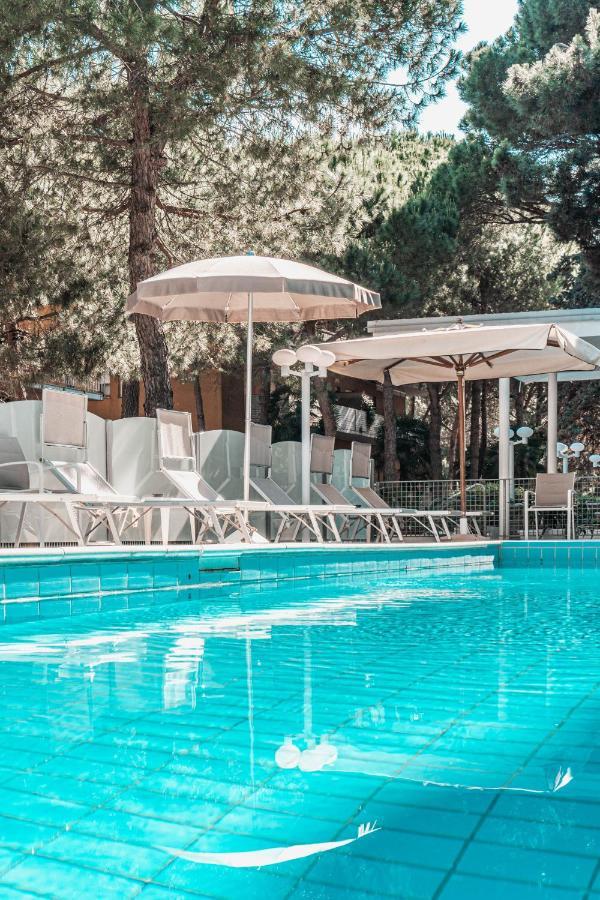 Hotel San Giorgio Милано Мартима Екстериор снимка