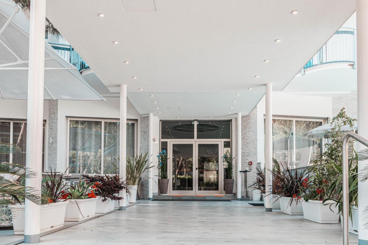 Hotel San Giorgio Милано Мартима Екстериор снимка